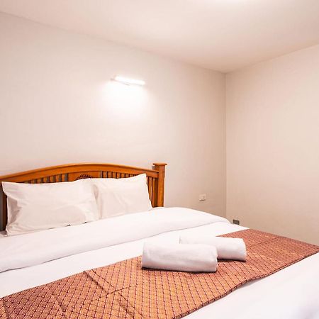 Go Inn Khaosan Road Bkk โกอินน์ ตรอกข้าวสาร Bangkok Bagian luar foto