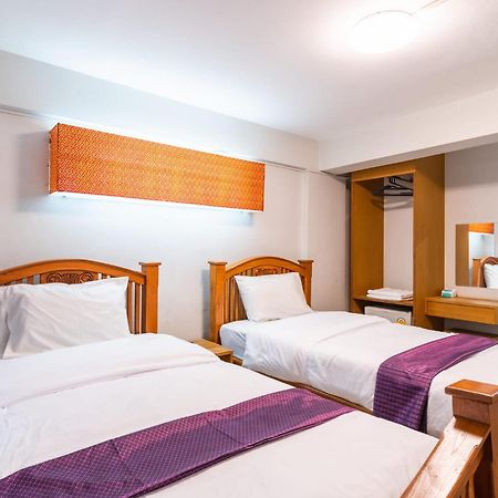Go Inn Khaosan Road Bkk โกอินน์ ตรอกข้าวสาร Bangkok Bagian luar foto