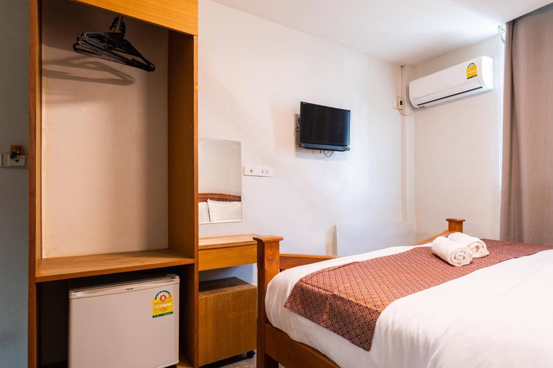 Go Inn Khaosan Road Bkk โกอินน์ ตรอกข้าวสาร Bangkok Bagian luar foto