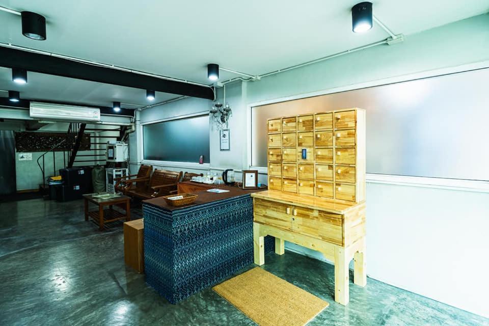 Go Inn Khaosan Road Bkk โกอินน์ ตรอกข้าวสาร Bangkok Bagian luar foto