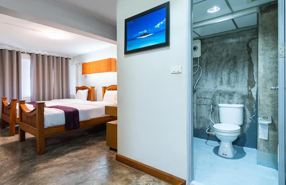 Go Inn Khaosan Road Bkk โกอินน์ ตรอกข้าวสาร Bangkok Bagian luar foto